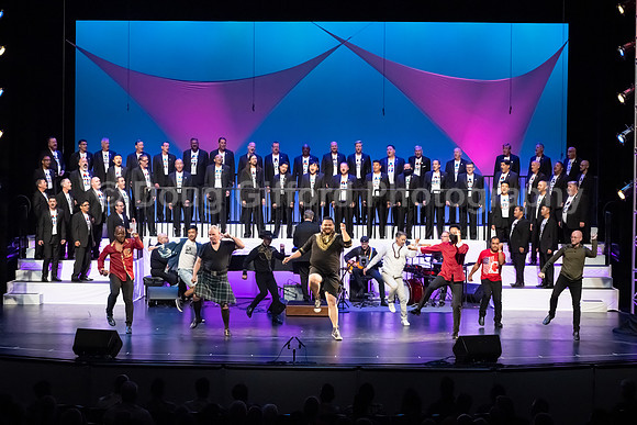 MenAlive - OC Gay Men's Chorus / "I am America"