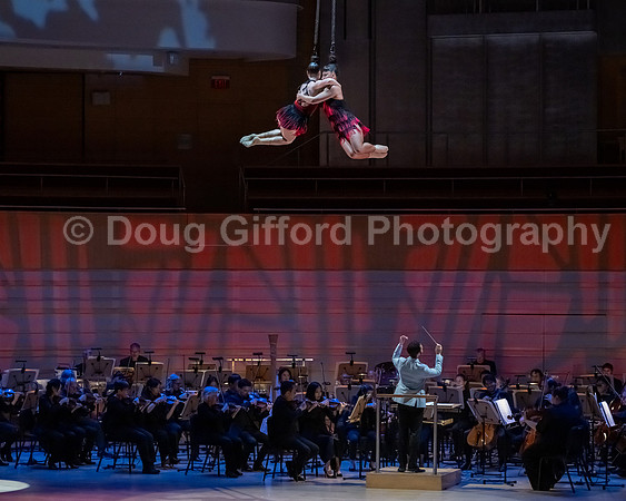 Pacific Symphony Pops Series - Cirque Goes Broadway with Troupe Vertigo