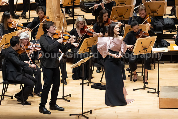 Pacific Symphony - Joshua Bell & Larisa Martínez: Voice & the Violin