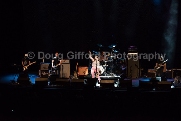 Go Go's - The Farewell Tour