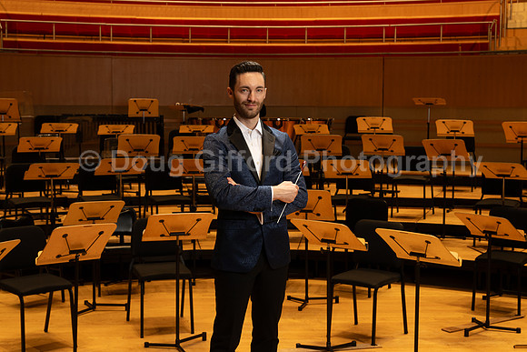 Portraits of the Pacific Symphony Artistic & Music Director Designate, Alexander Shelley and Pacific Symphony Principal Pops Conductor, Enrico Lopez-Yañez