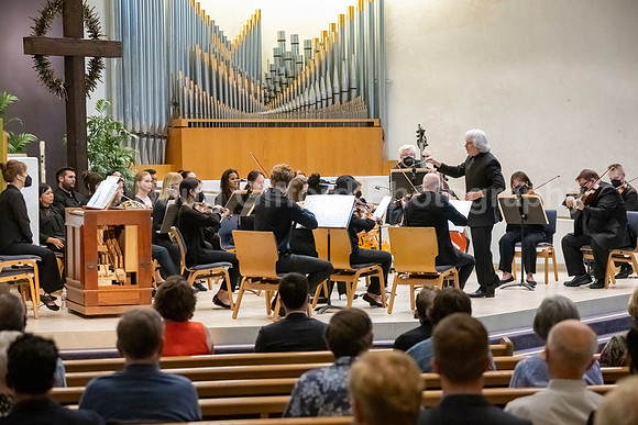 Pacific Symphony and the Pacific Chorale will present a “Concert for Healing”