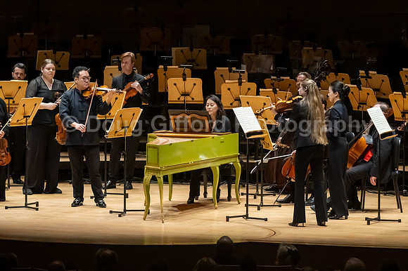 Pacific Symphony - Four Seasons & Strauss