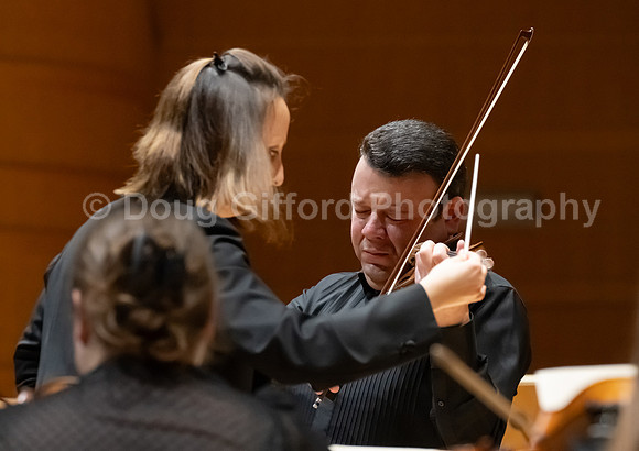 Pacific Symphony - Gluzman Plays Brahms