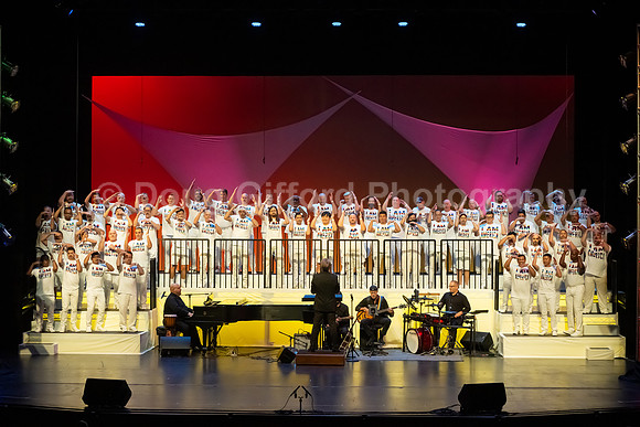 MenAlive - OC Gay Men's Chorus / "I am America"