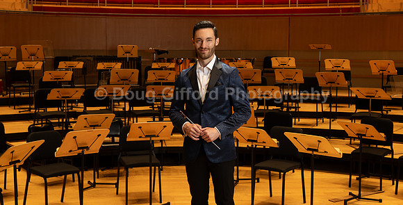 Portraits of the Pacific Symphony Artistic & Music Director Designate, Alexander Shelley and Pacific Symphony Principal Pops Conductor, Enrico Lopez-Yañez