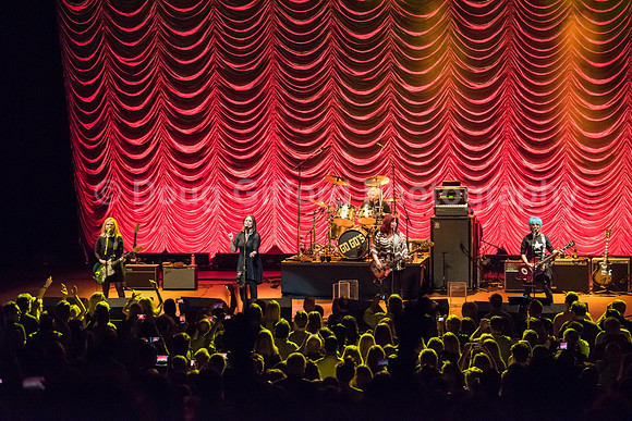 Go Go's - The Farewell Tour
