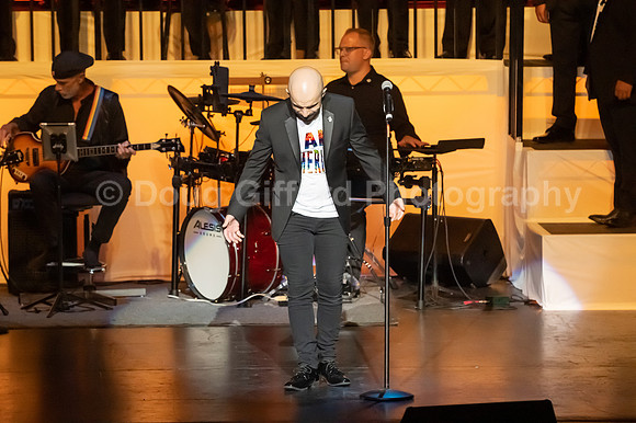 MenAlive - OC Gay Men's Chorus / "I am America"