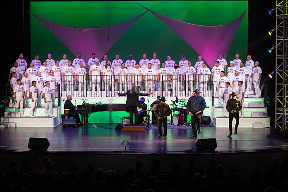 MenAlive - OC Gay Men's Chorus / "I am America"