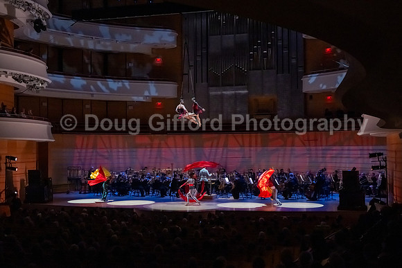 Pacific Symphony Pops Series - Cirque Goes Broadway with Troupe Vertigo