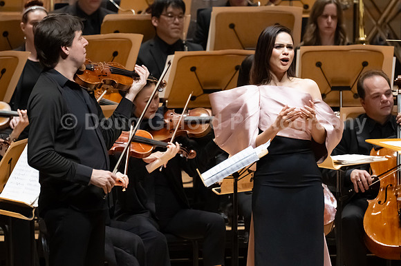 Pacific Symphony - Joshua Bell & Larisa Martínez: Voice & the Violin