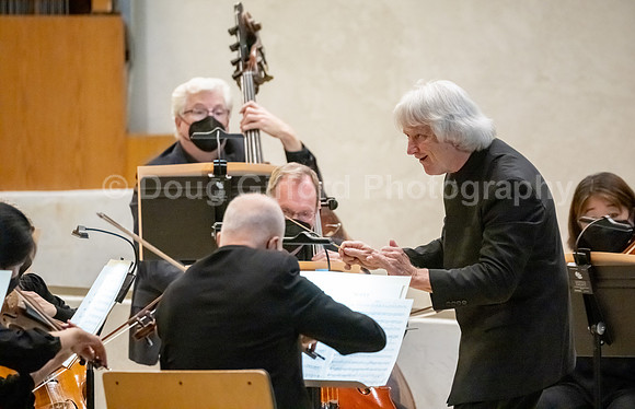 Pacific Symphony and the Pacific Chorale will present a “Concert for Healing”