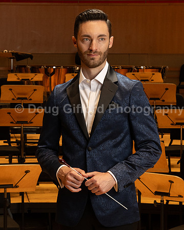 Portraits of the Pacific Symphony Artistic & Music Director Designate, Alexander Shelley and Pacific Symphony Principal Pops Conductor, Enrico Lopez-Yañez