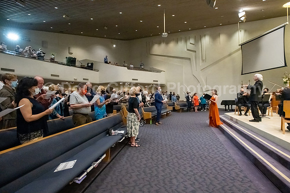 Pacific Symphony and the Pacific Chorale will present a “Concert for Healing”