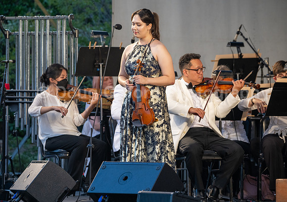 Pacific Symphony - Symphony in the Cities, Chapman University, Aiken Arts Plaza