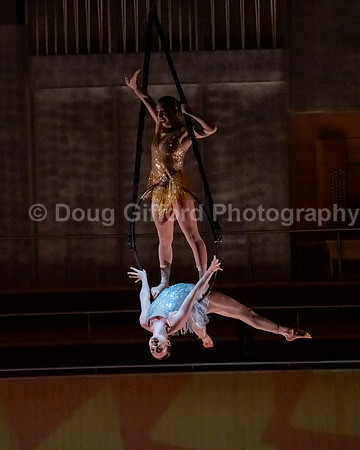 Pacific Symphony Pops Series - Cirque Goes Broadway with Troupe Vertigo