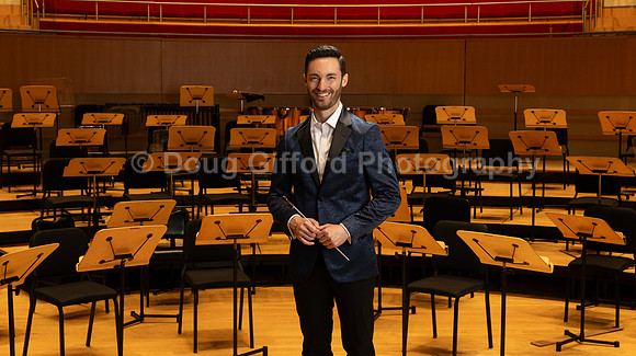 Portraits of the Pacific Symphony Artistic & Music Director Designate, Alexander Shelley and Pacific Symphony Principal Pops Conductor, Enrico Lopez-Yañez