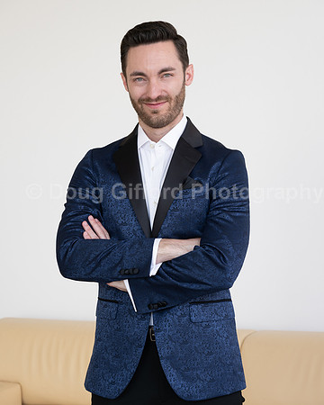 Portraits of the Pacific Symphony Artistic & Music Director Designate, Alexander Shelley and Pacific Symphony Principal Pops Conductor, Enrico Lopez-Yañez