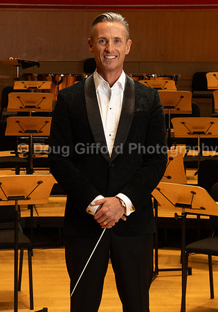 Portraits of the Pacific Symphony Artistic & Music Director Designate, Alexander Shelley and Pacific Symphony Principal Pops Conductor, Enrico Lopez-Yañez