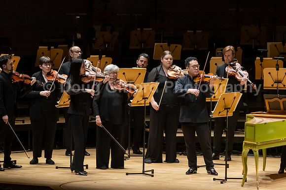 Pacific Symphony - Four Seasons & Strauss