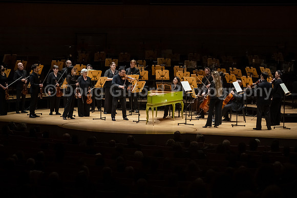 Pacific Symphony - Four Seasons & Strauss