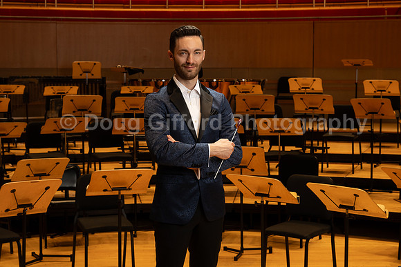 Portraits of the Pacific Symphony Artistic & Music Director Designate, Alexander Shelley and Pacific Symphony Principal Pops Conductor, Enrico Lopez-Yañez