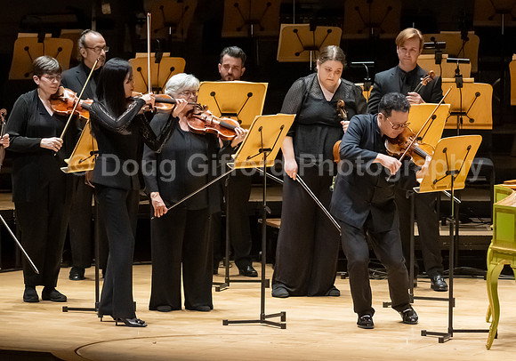 Pacific Symphony - Four Seasons & Strauss