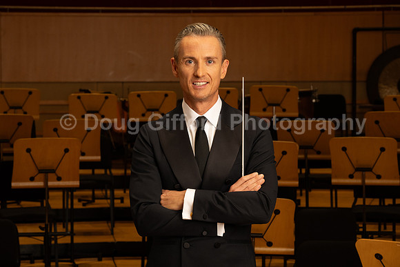 Media Portraits of Alexander Shelley, the Pacific Symphony's new Artistic and Music Director