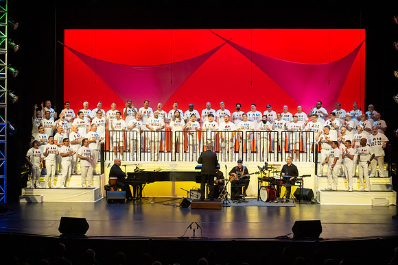 MenAlive - OC Gay Men's Chorus / "I am America"