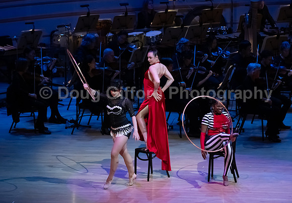 Pacific Symphony Pops Series - Cirque Goes Broadway with Troupe Vertigo