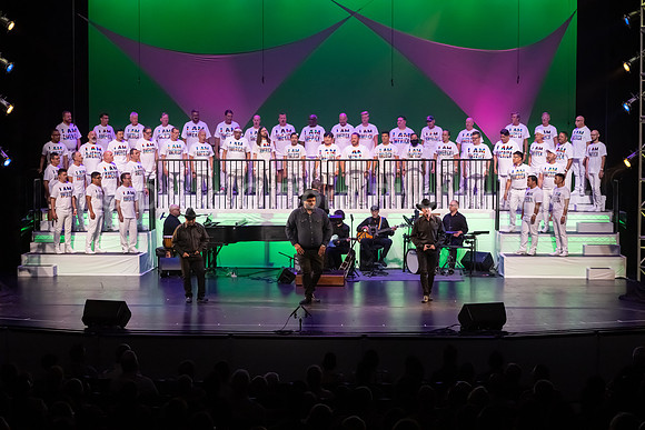 MenAlive - OC Gay Men's Chorus / "I am America"
