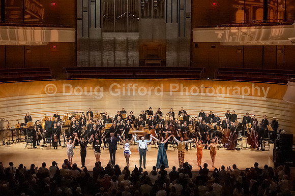 Pacific Symphony Pops Series - Cirque Goes Broadway with Troupe Vertigo