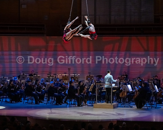 Pacific Symphony Pops Series - Cirque Goes Broadway with Troupe Vertigo