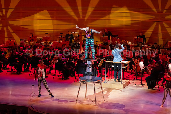 Pacific Symphony Pops Series - Cirque Goes Broadway with Troupe Vertigo