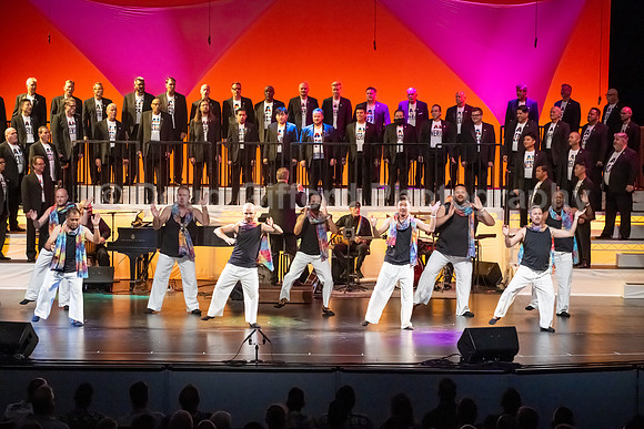 MenAlive - OC Gay Men's Chorus / "I am America"