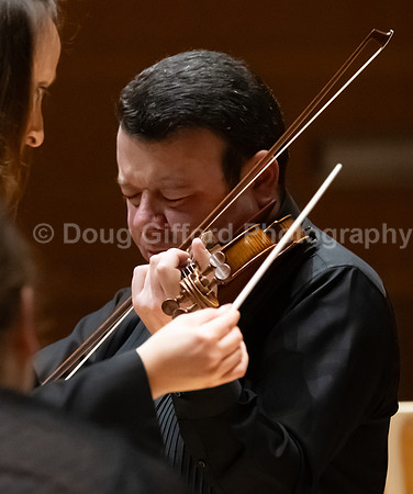 Pacific Symphony - Gluzman Plays Brahms