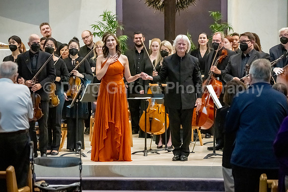 Pacific Symphony and the Pacific Chorale will present a “Concert for Healing”