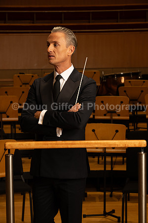 Media Portraits of Alexander Shelley, the Pacific Symphony's new Artistic and Music Director