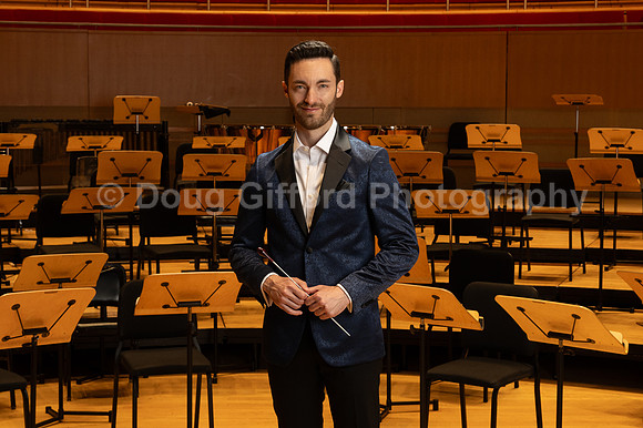Portraits of the Pacific Symphony Artistic & Music Director Designate, Alexander Shelley and Pacific Symphony Principal Pops Conductor, Enrico Lopez-Yañez