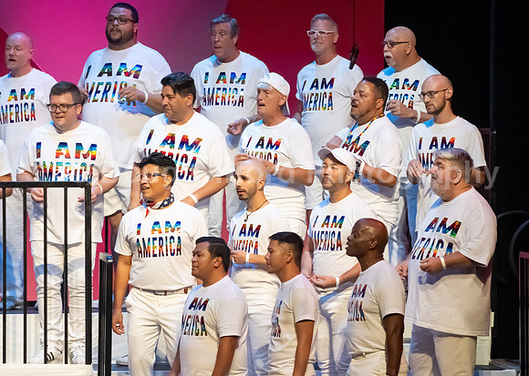 MenAlive - OC Gay Men's Chorus / "I am America"