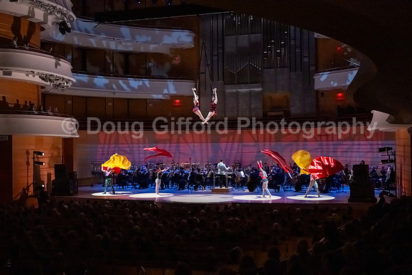 Pacific Symphony Pops Series - Cirque Goes Broadway with Troupe Vertigo