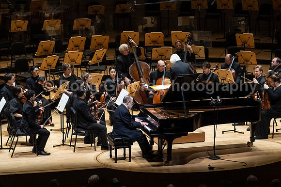Pacific Symphony - Carmina Burana & Bach
