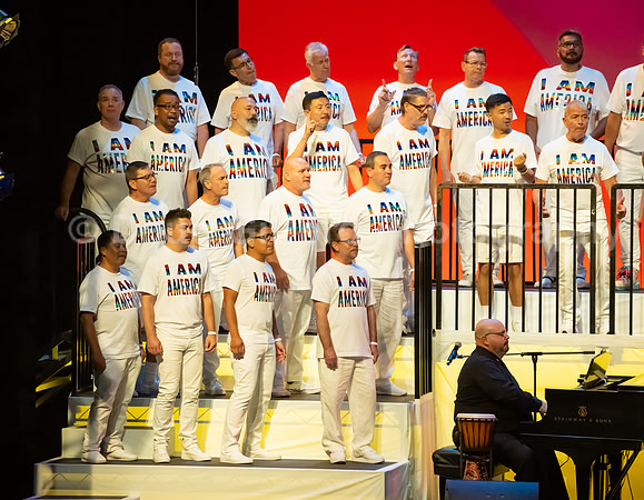 MenAlive - OC Gay Men's Chorus / "I am America"