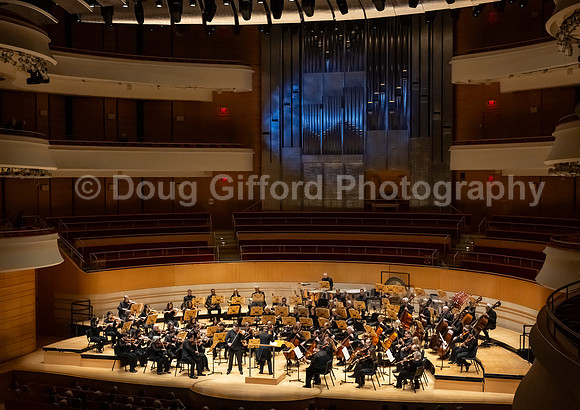 Pacific Symphony - Gluzman Plays Brahms