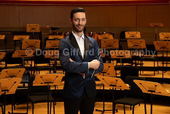 Portraits of the Pacific Symphony Artistic & Music Director Designate, Alexander Shelley and Pacific Symphony Principal Pops Conductor, Enrico Lopez-Yañez