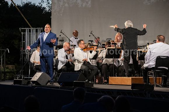 Pacific Symphony - Symphony in the Cities, Chapman University, Aiken Arts Plaza