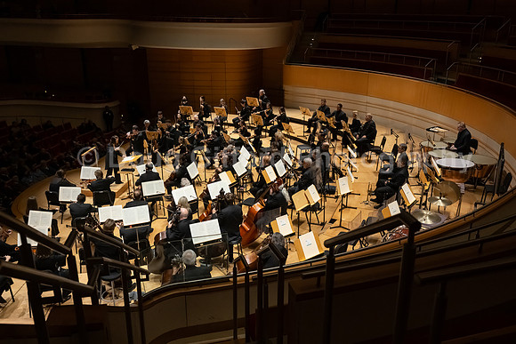 Pacific Symphony - Gluzman Plays Brahms