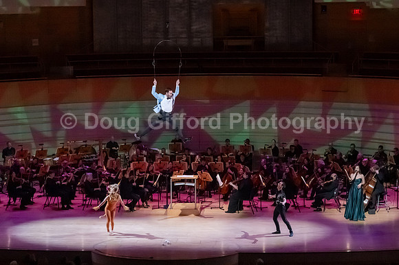 Pacific Symphony Pops Series - Cirque Goes Broadway with Troupe Vertigo