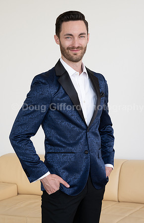 Portraits of the Pacific Symphony Artistic & Music Director Designate, Alexander Shelley and Pacific Symphony Principal Pops Conductor, Enrico Lopez-Yañez
