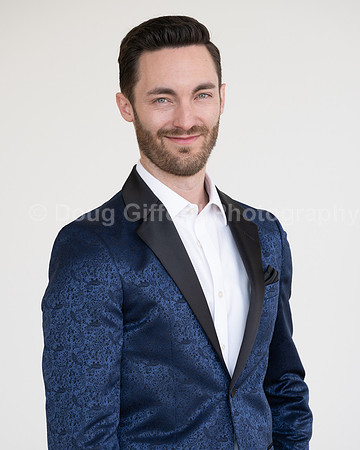 Portraits of the Pacific Symphony Artistic & Music Director Designate, Alexander Shelley and Pacific Symphony Principal Pops Conductor, Enrico Lopez-Yañez